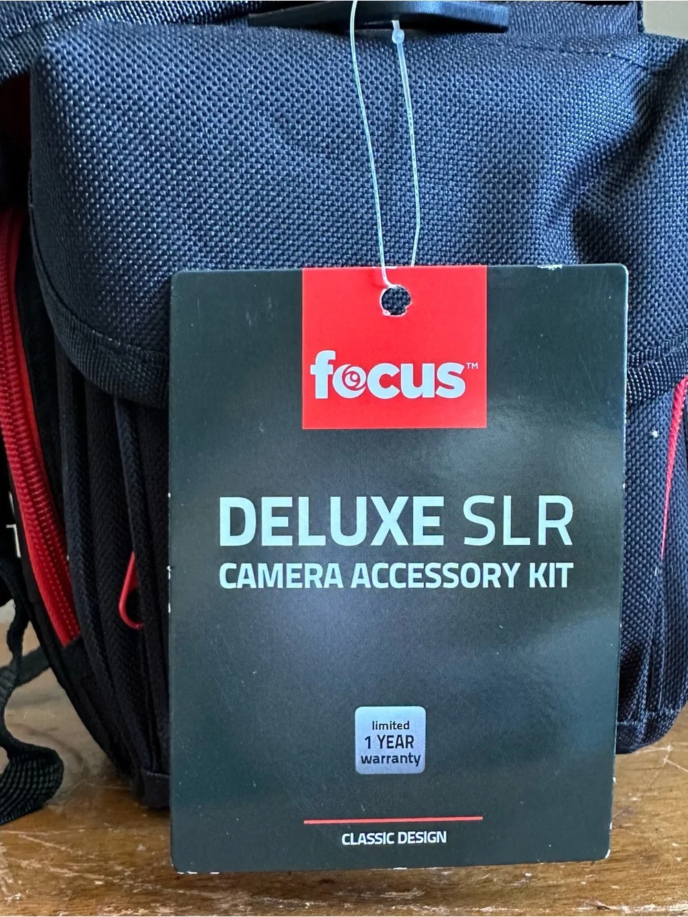 Focus Deluxe SLR Photo/Video Medium Camera Accessory Case w/Cleaning Kit &Cloth